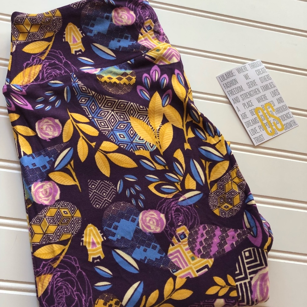 Stunning One Size Leggings